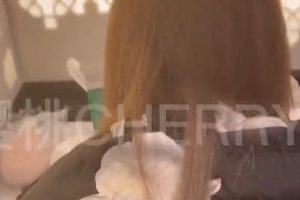 女神齐B短裙视频：掀起裙子解压下载密码